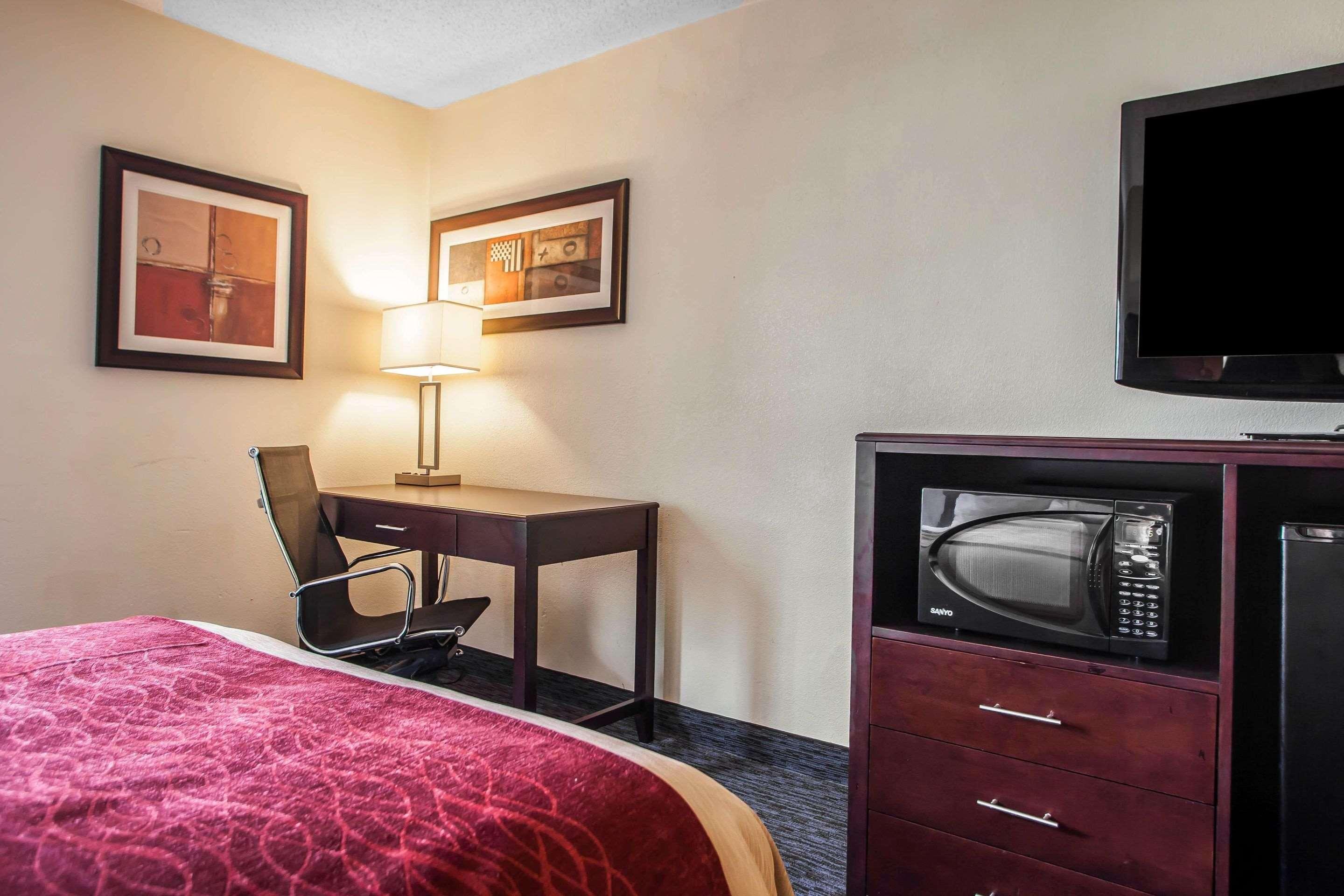 Comfort Inn Feasterville - Trevose Exterior photo